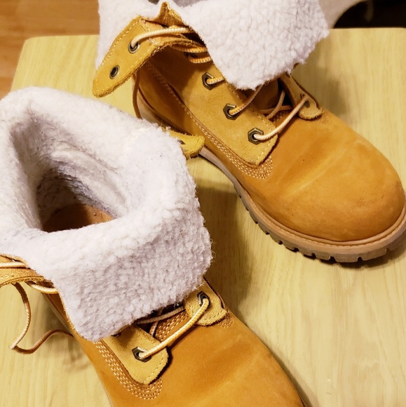 Women's Timberland Boots size 6.5 - Picture 6 of 8